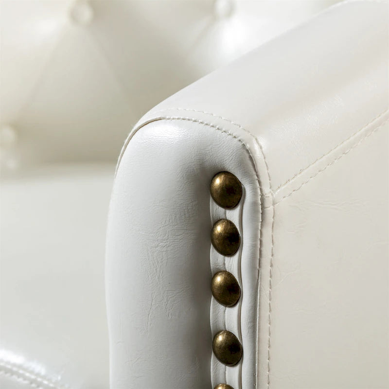 Fauteuil de club contemporain en similicuir PU avec accoudoirs encastrés et garniture cloutée