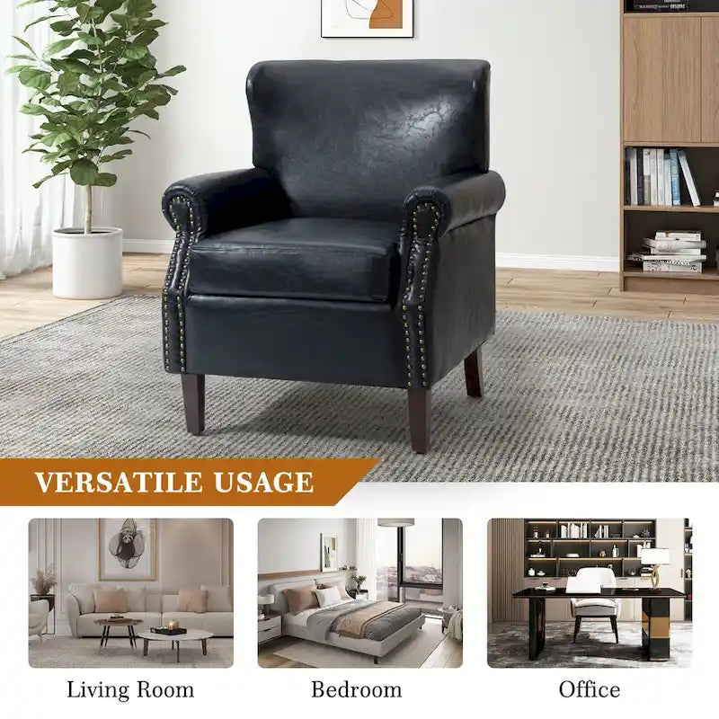Fauteuil en cuir de transition avec accoudoirs roulés cloutés